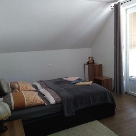 Apartman Lusy Велика Ломниця Екстер'єр фото