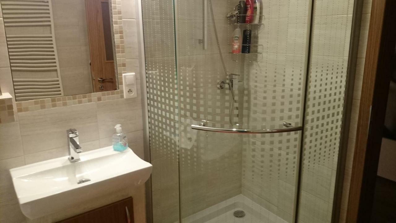 Apartman Lusy Велика Ломниця Екстер'єр фото